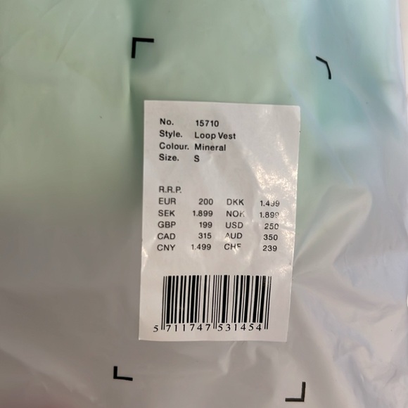 RAINS Loop Vest Mineral Women’s NWT Small Unisex - Picture 8 of 9